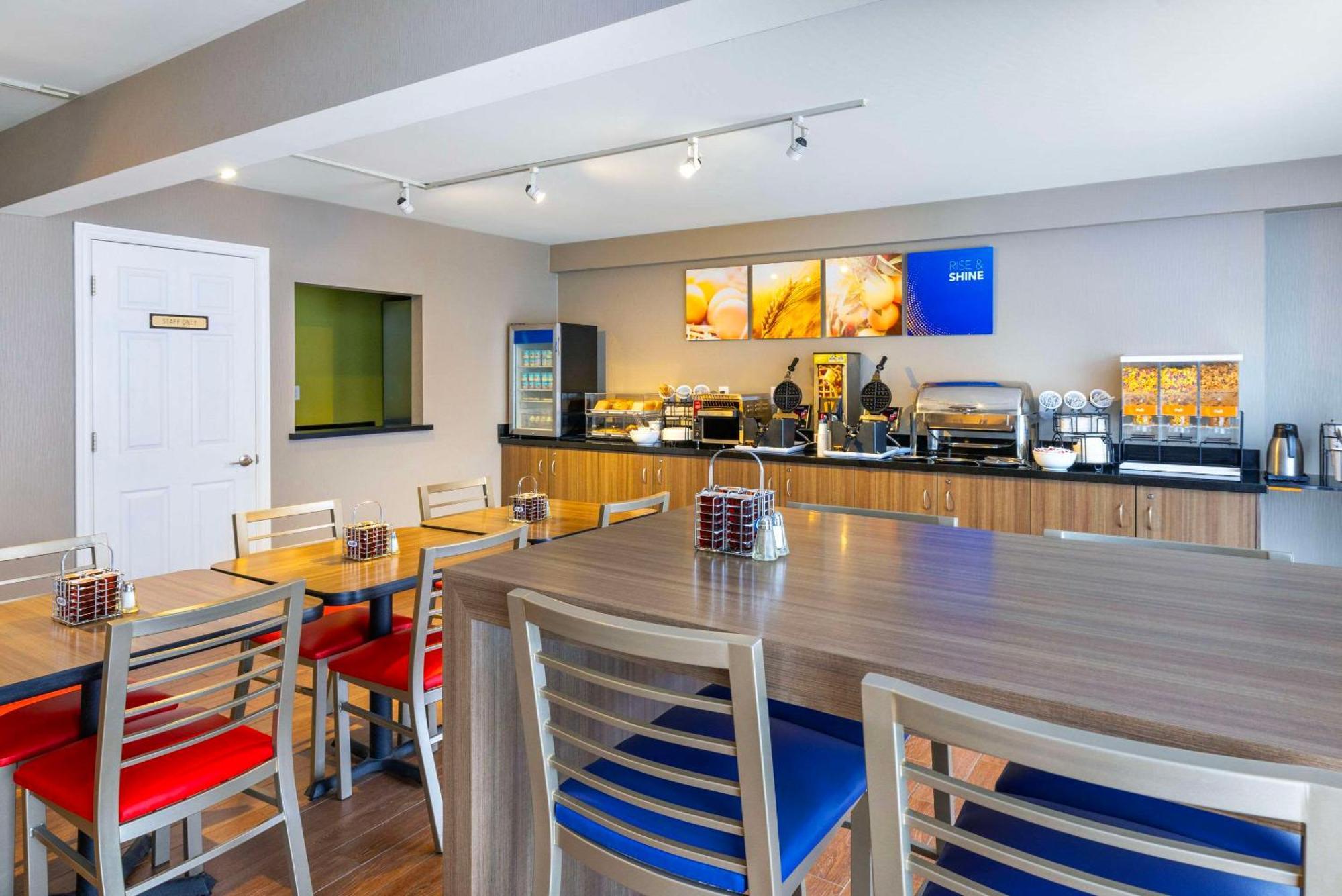 Comfort Inn East Moncton Zewnętrze zdjęcie